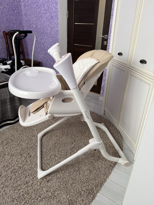 Стільчик-гойдалка CARRELLO Triumph