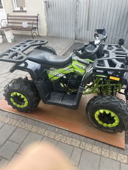 Продам квадрік 200