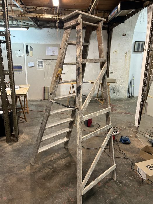 Escadote antigo funciona