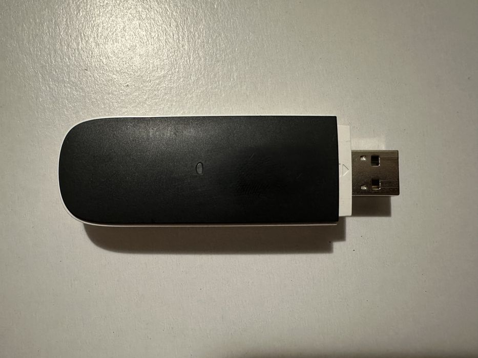 EV-DO 3G USB модем Huawei EC306 Rev. B