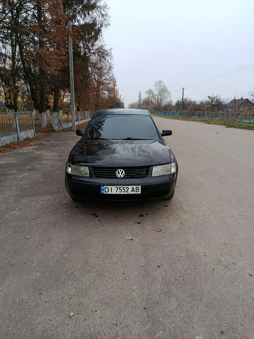 Продам автомобіль пасат б5