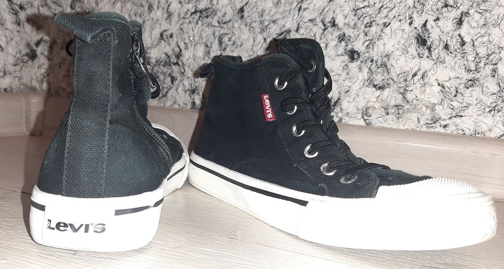 Кеди levi's 35р.