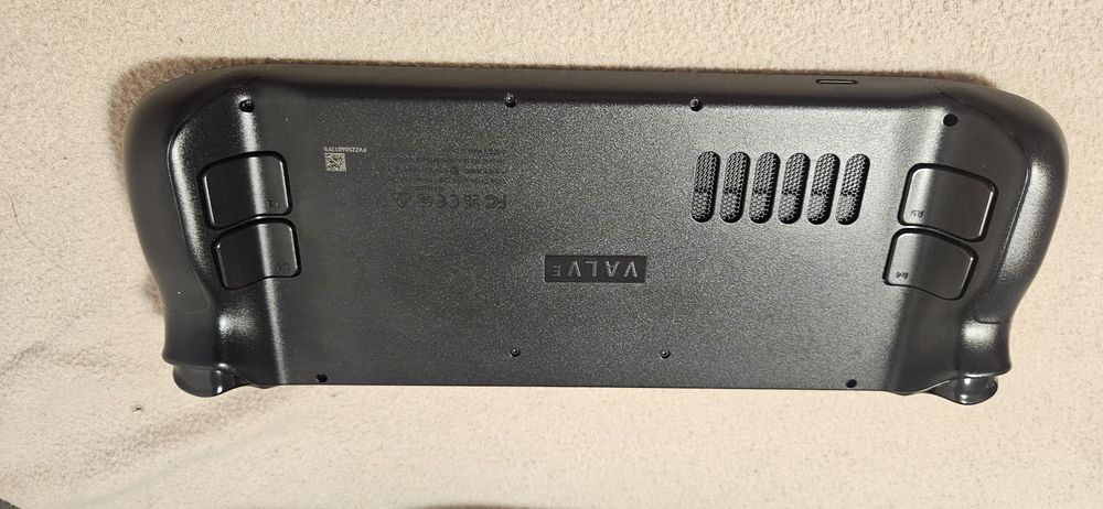 Steam deck OLED 512GB + 512GB Karta micro sd, stacja dokująca. Jak nówka!