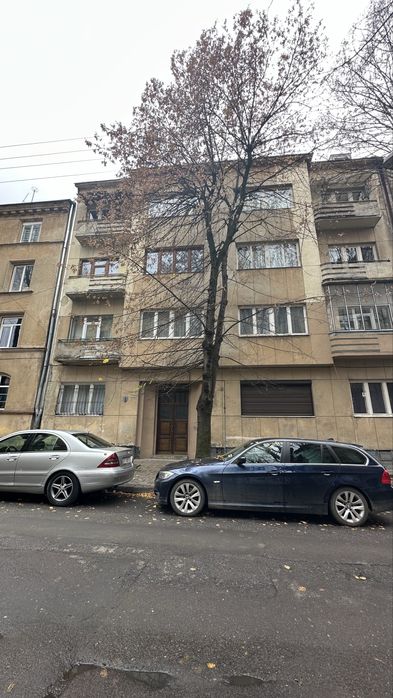 Продаж приміщення в центрі міста під ремонт