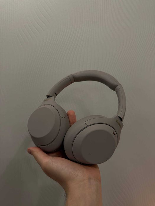 Навушники Sony WH-1000XM4