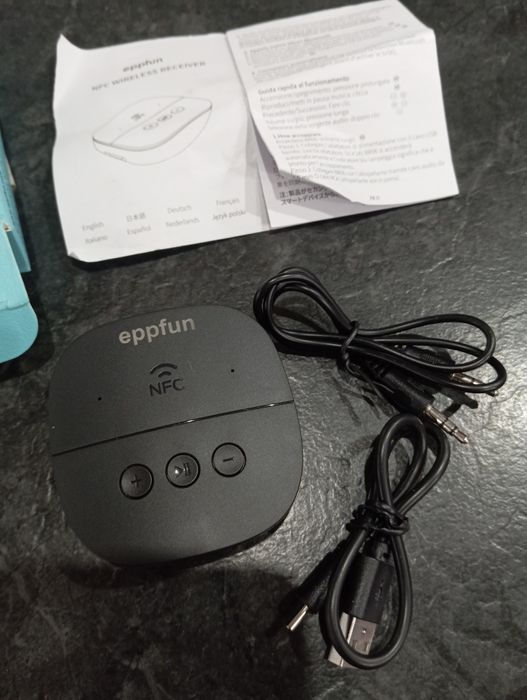 Odbiornik bluetooth z gniazdem na kartę USB