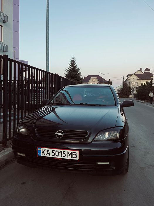 Легковий автомобіль
