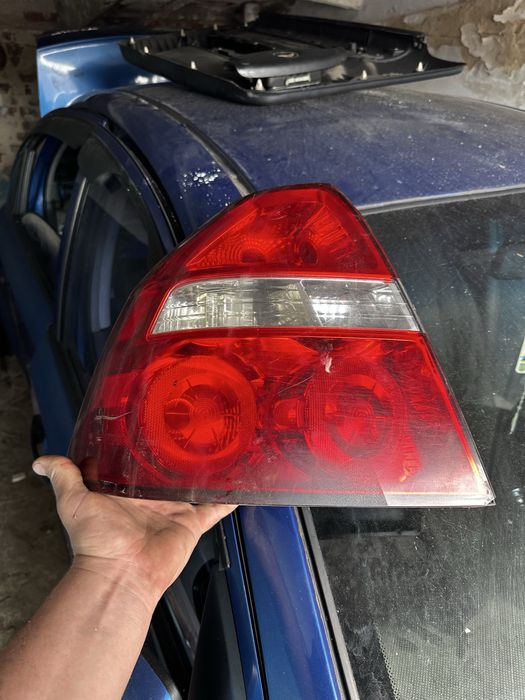Продам опшивку багажника шевроле авео т250