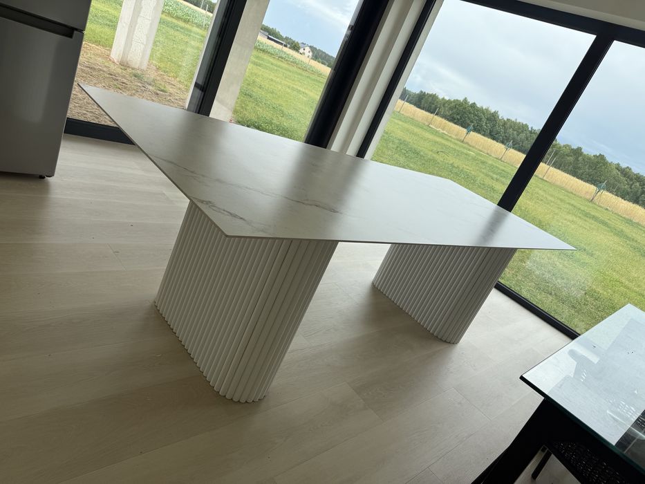 Stół do jadani glamour spiek konglomerat