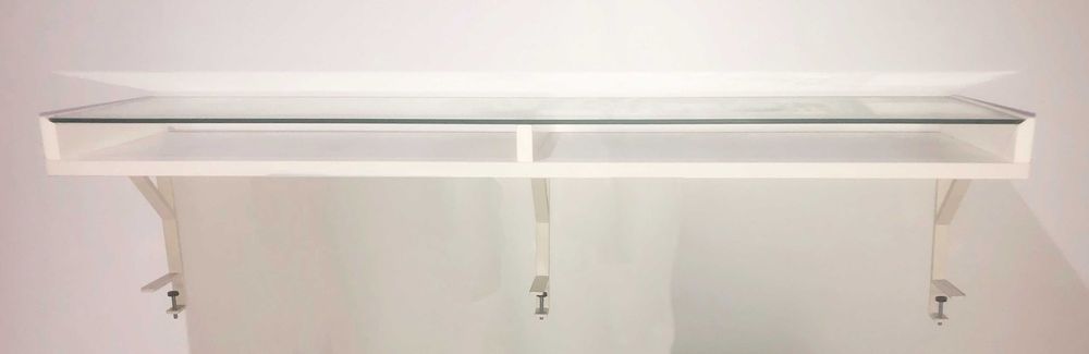 Alçado de Secretária - Ikea Ekby Gruvan - madeira branca e vidro