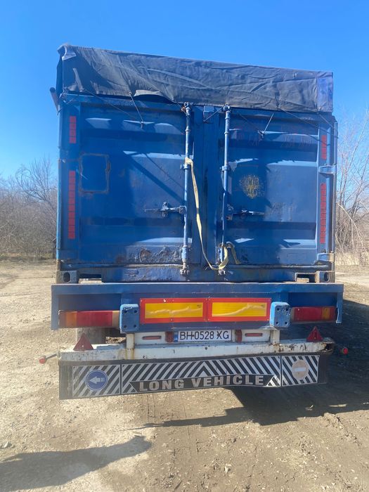 Полуприцеп контейнеровоз