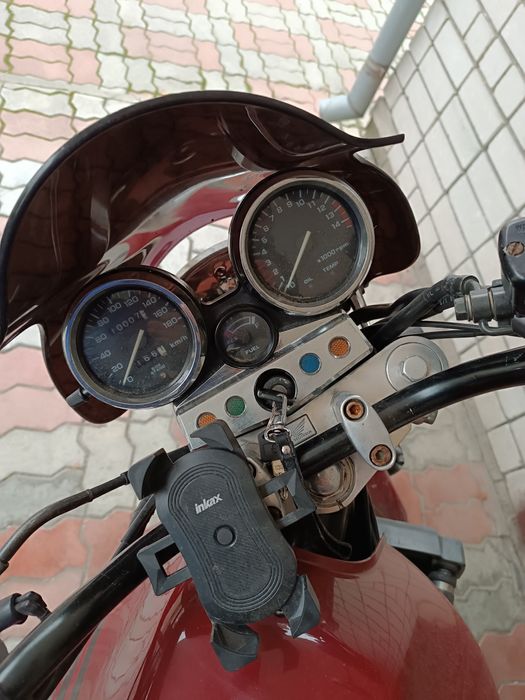 Продам Honda cb400