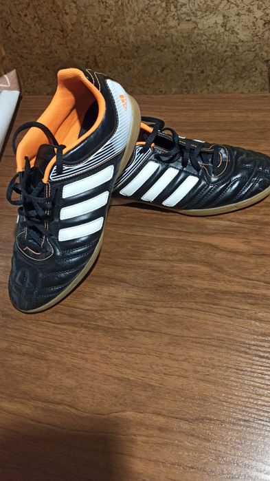 Halówki Adidas  43,1/3