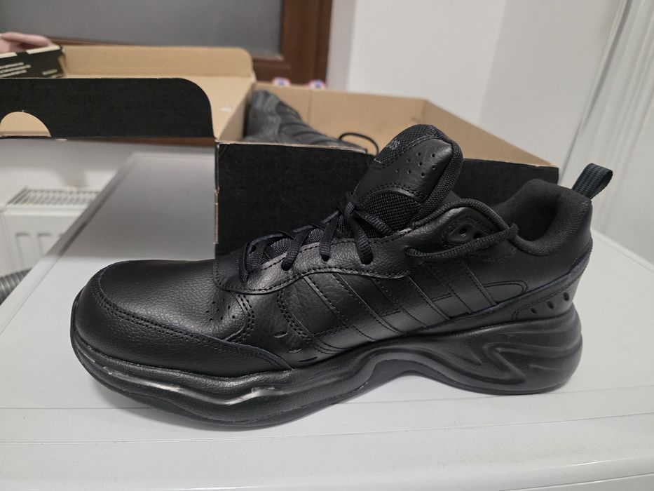 Adidas Strutter 46