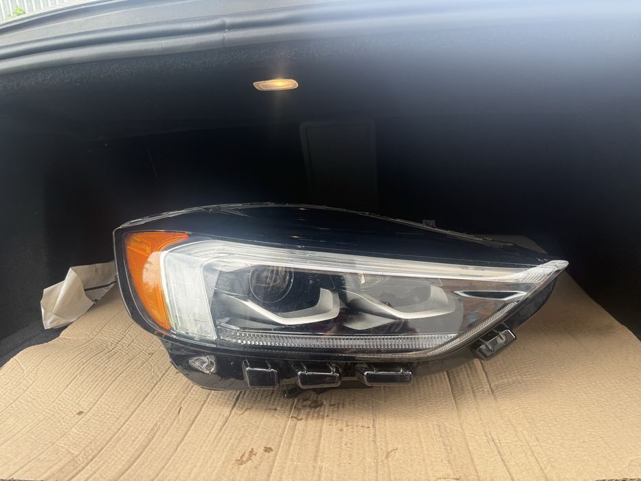 Ford edge titanium фара оригінал