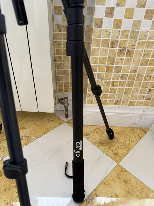 Штатив Manfrotto та монопод