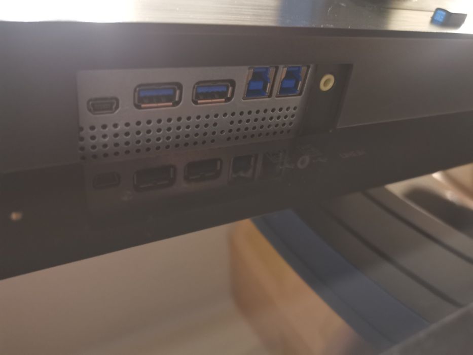 Monitor BENQ 32" PD3200Q rozdzielczość 2560x1440 px QUAD HD LCD