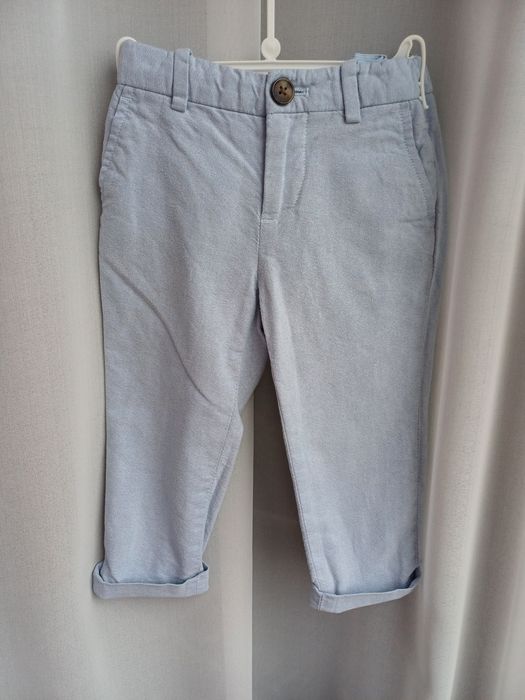 Костюм дитячий  піджак і штани в подарунок сорочка-боді