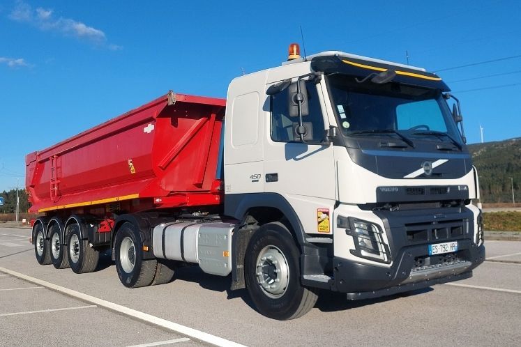 Volvo FMX 450 c/Reboque