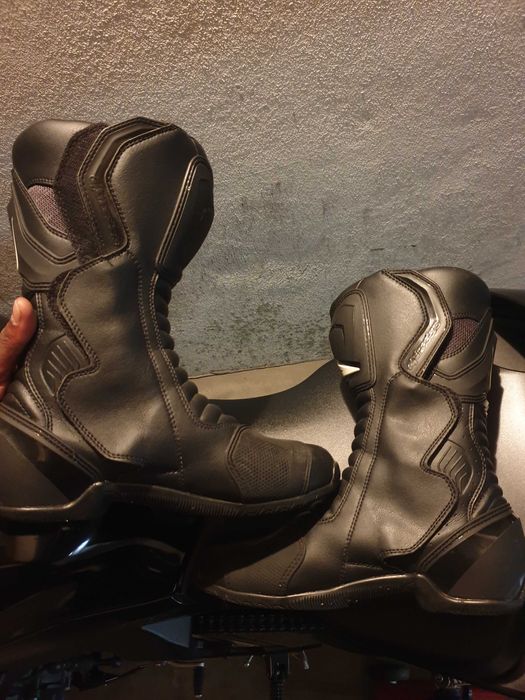 Luvas e botas alpinestars