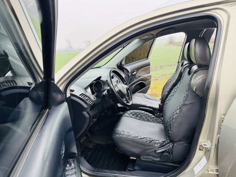 Mitsubishi Outlander XL 2.4 CVT 4WD Intense 2008р