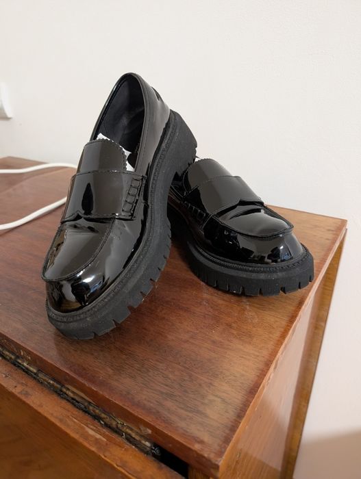 Туфлі жіночі лофери чорні шкіряні 39 розмір