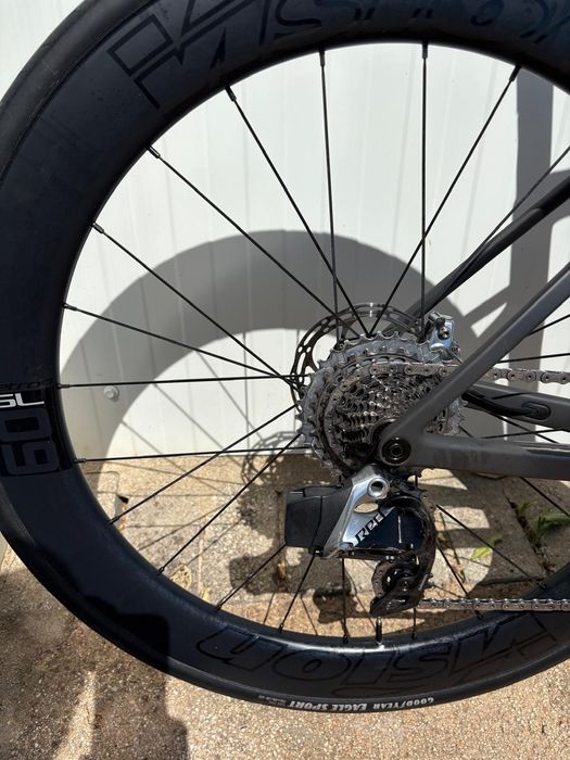Scott RC30 carbono HMX com SRAM red como nova e cheia de upgrades. Tem 3 meses