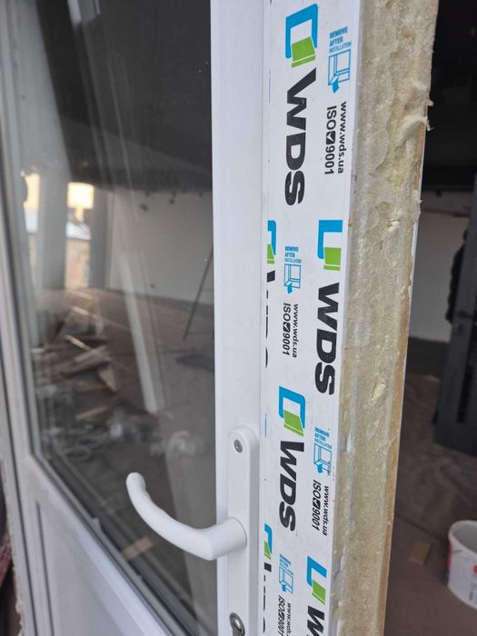 двері металопластикові б/у