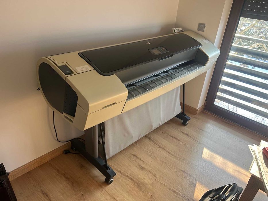 Ploter HP Designjet T1100