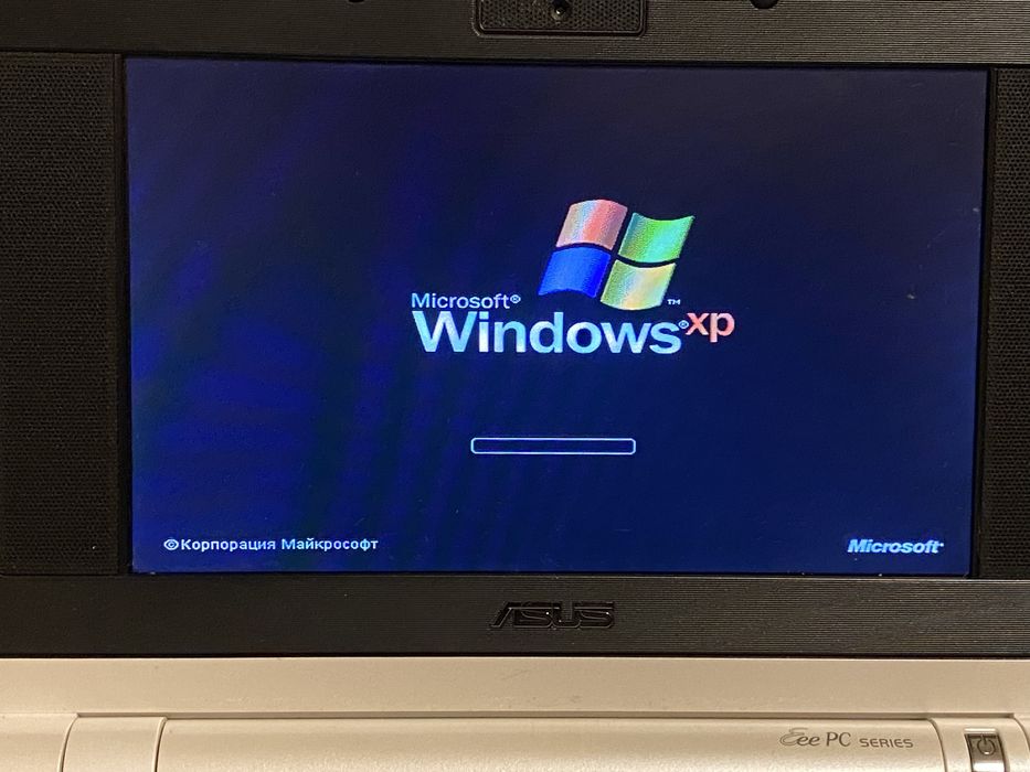 ASUS Eee PC нетбук, працює, для навчання / ретро-ігор / експериментів