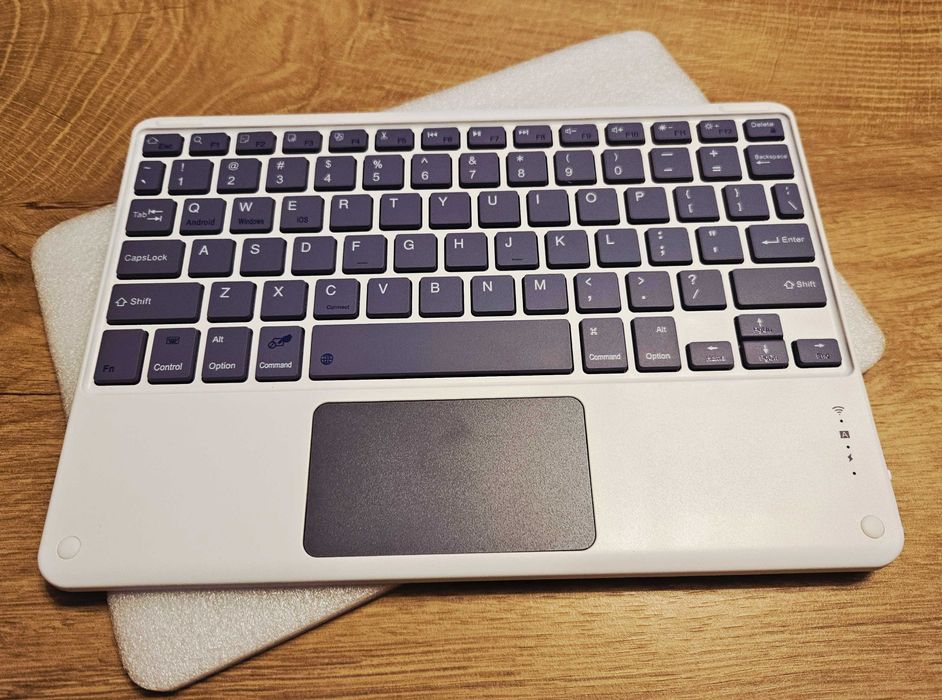 Klawiatura z Bluetooth