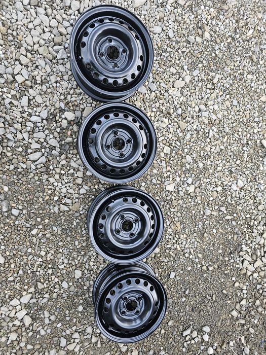 Sprzedam felgi stalowe r13 4x108 57/57,1mmm