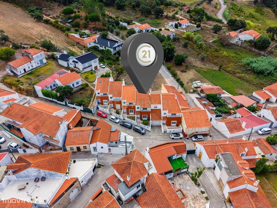 Moradia T2 com Garagem Privativa - Maiorga, Alcobaça