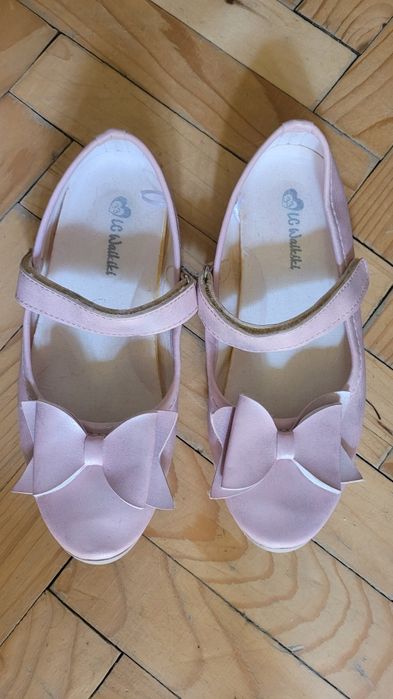 Босоніжки для дівчинки waikiki 33 розмір