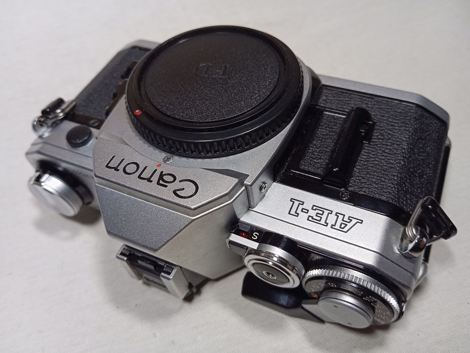 Canon AE1 фотоапарати купити на OLX.ua