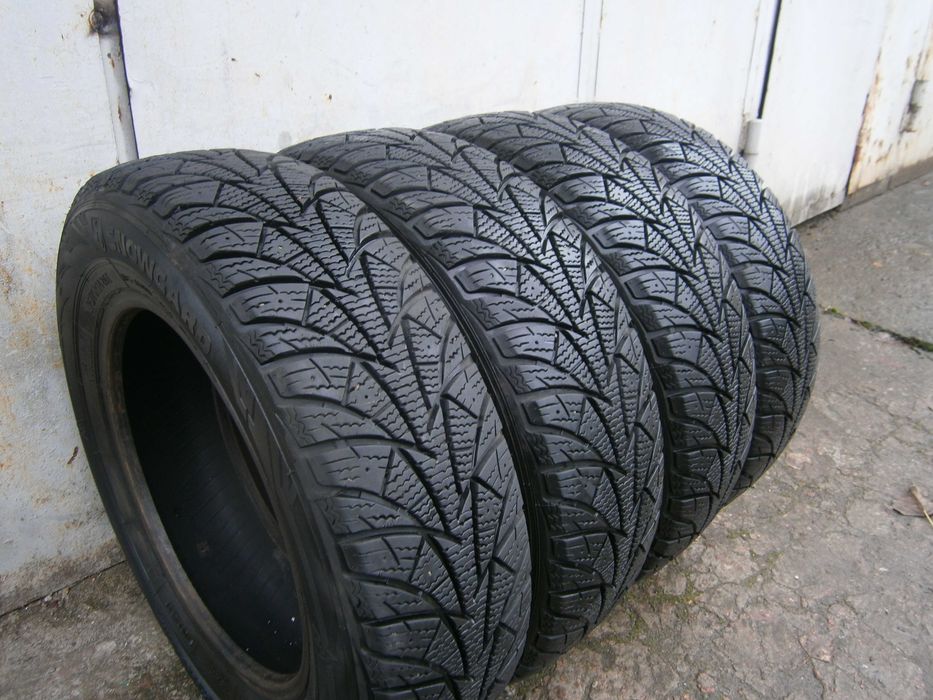 Зимняя 175/70R14 84T ROSAYA Цена за 4 шт. 3600 гр.