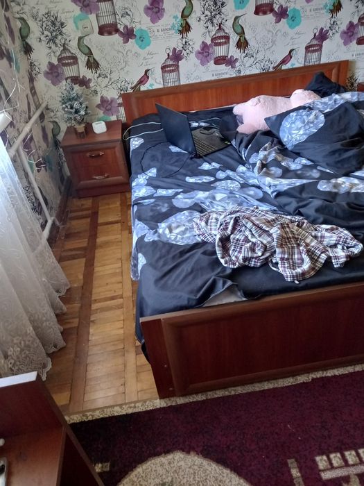 Спальня, спальний гарнітур