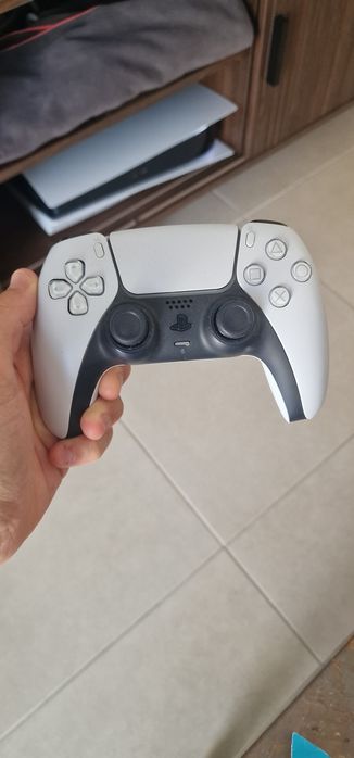 PS5 825gb com leitor de disco + Comando +  Fones