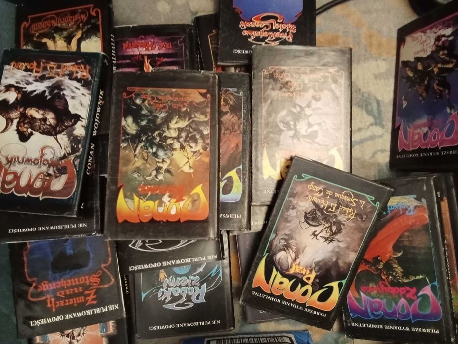 Robert Howard 20 tomów Conan i niepublikowane opowieści pik kolekcja
