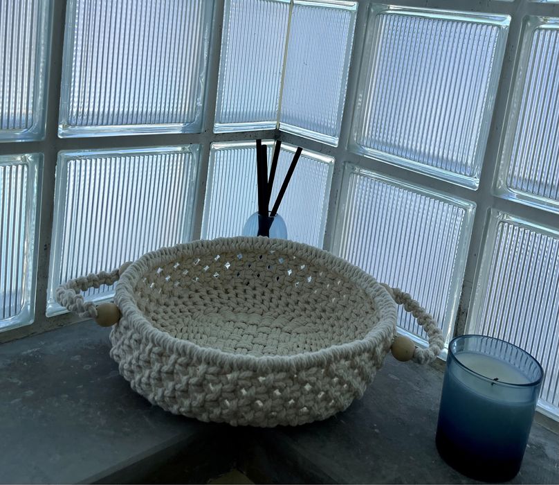 Cesto decorativo em macrame