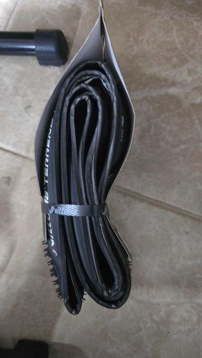 Pneu Vittoria Terreno Mix 700x33 Tubeless