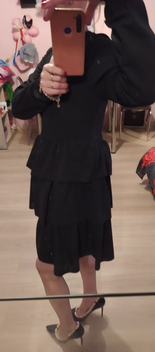 Sukienka falbanka