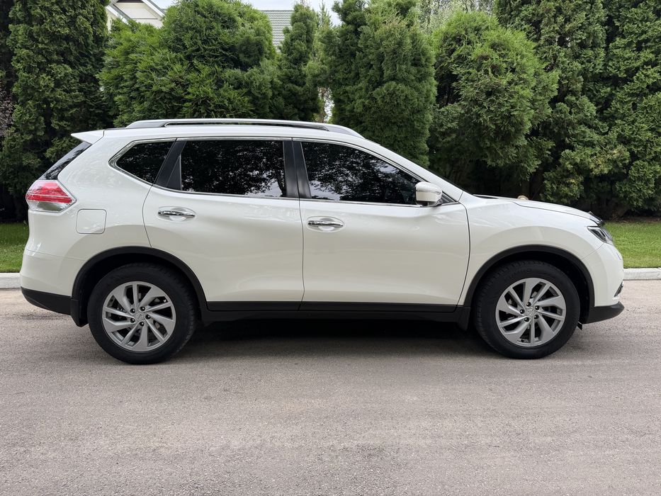 Nissan X-trail 2017 MAX-комплектація Офіційний Не фарбований