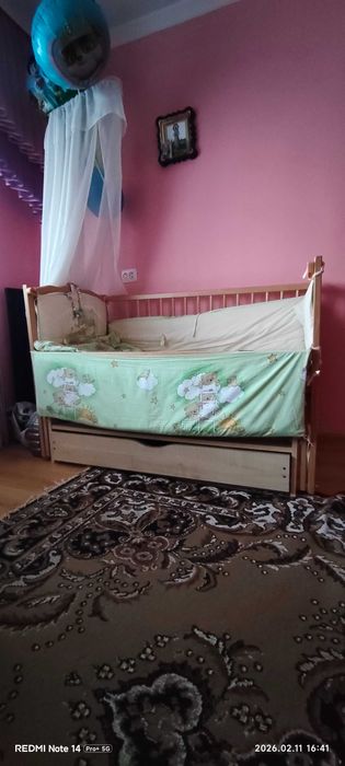 Дитяче ліжечко. З балдахіном.