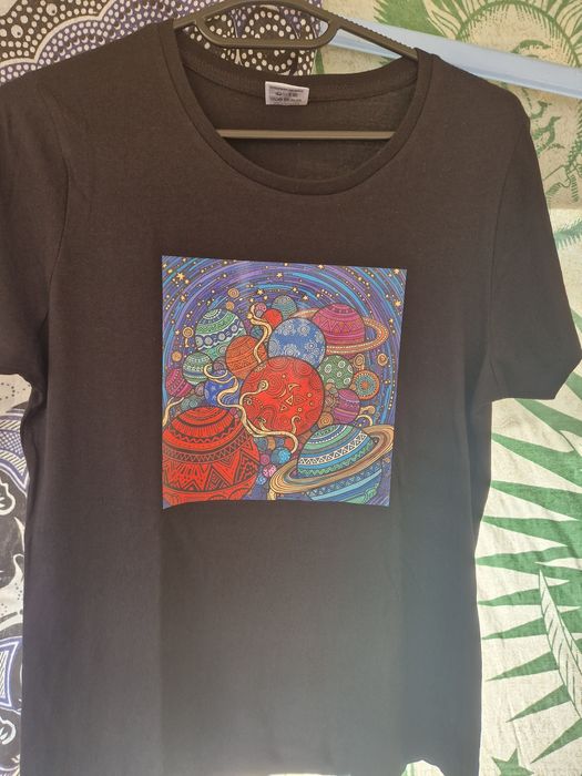 T-shirts com várias estampas