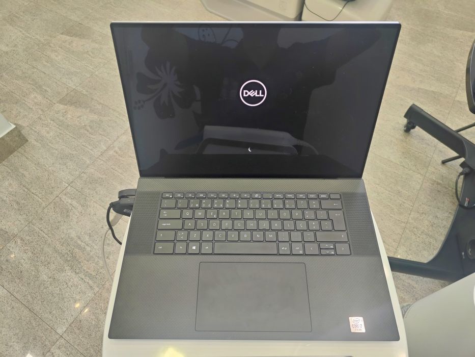 Scanner Itero elements flex + portátil dell 17" Touch