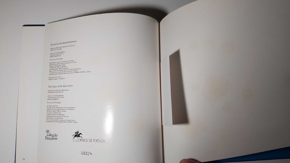 Os Navios dos Descobrimentos-The Ships of the Discoveries. Edições CTT