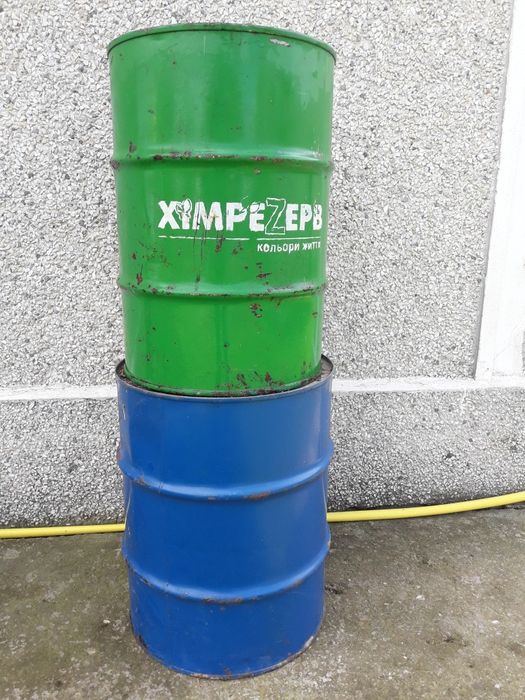 Бочки металічні .