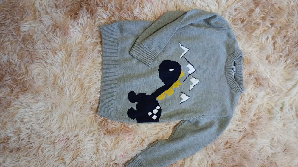 Светр дитячий на 3-4 роки