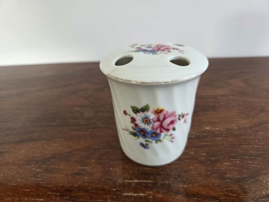 Peças diversas em cerâmica